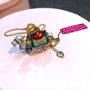 Betsey Johnson new line bejeweled large camel necklace